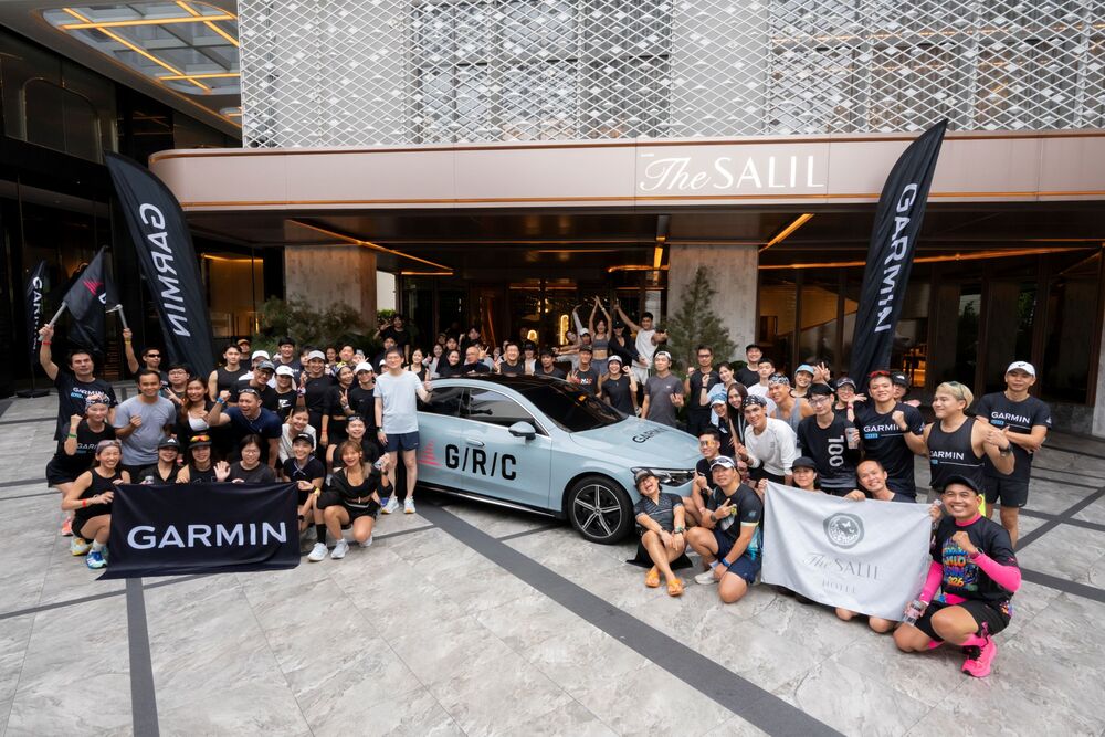 เมอร์เซเดส-เบนซ์ ลุยกิจกรรม City Run ร่วมกับ Garmin Run Club Thailand พร้อมส่ง The all-new electric CLA นำขบวนนักวิ่งในงาน “GRC Own Town Road”