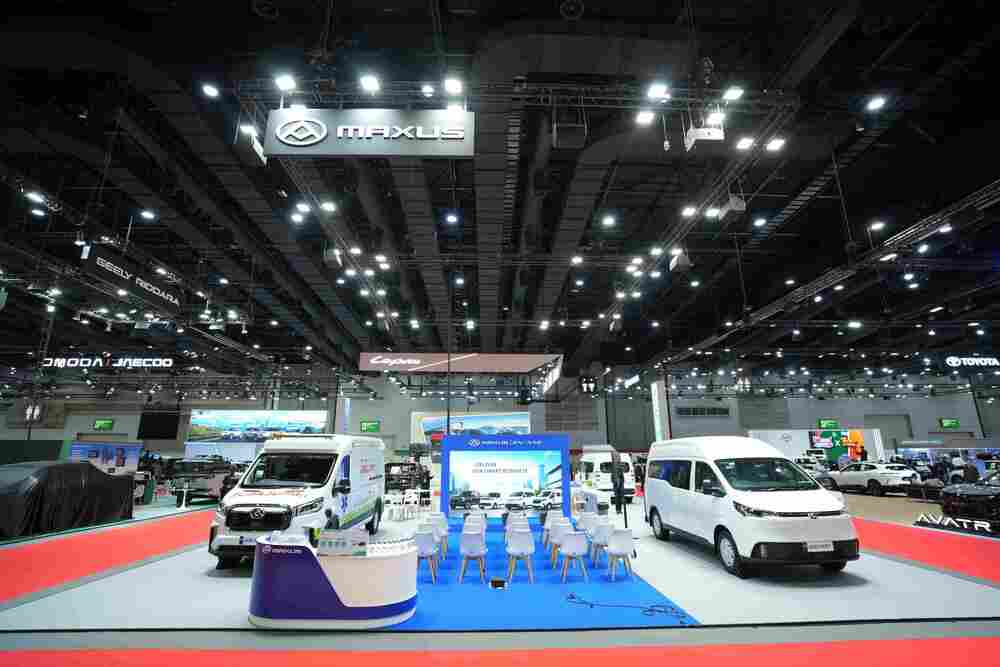เปิดตัวยิ่งใหญ่ครั้งแรกในไทย! MAXUS Commercial ยกทัพ EV เชิงพาณิชย์บุกงาน BIG Motor Sale 2026 ประกาศรุกตลาดเต็มสปีด ชู “มิตรแท้ธุรกิจ” ช่วยลดต้นทุนขนส่ง เพิ่มความคล่องตัว เล็งขยายเครือข่ายผู้แทนจำหน่ายทั่วประเทศ พร้อมเปิดรับพันธมิตรร่วมลงทุน