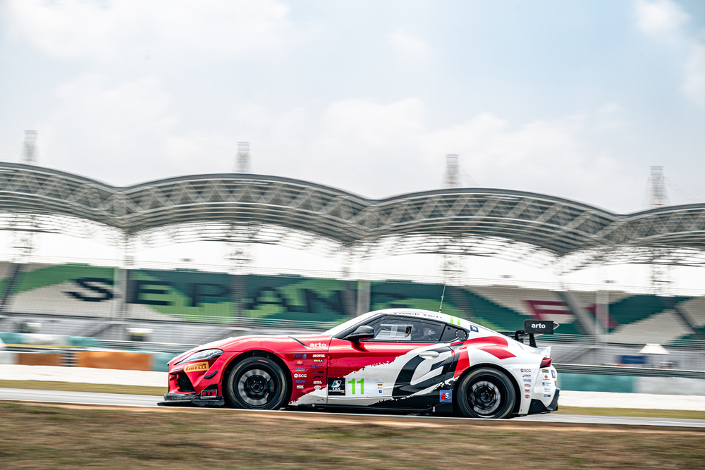 TOYOTA GAZOO Racing Thailand ดวลเดือด TSS 2026 Day & Night Race  คว้าโพเดียม 2 คลาสใน TSS SuperCar GT4 ที่สนามเซปังฯ มาเลย์