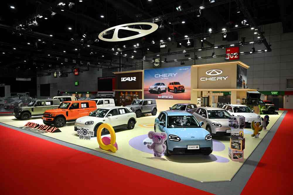 CHERY ฉลองความสำเร็จจากงาน BIG MOTOR SALE 2026 กวาดยอดจองกว่า 2,200 คัน* กระแสแรง พร้อม iCAUR V27 REEV เสียงตอบรับเกินคาด