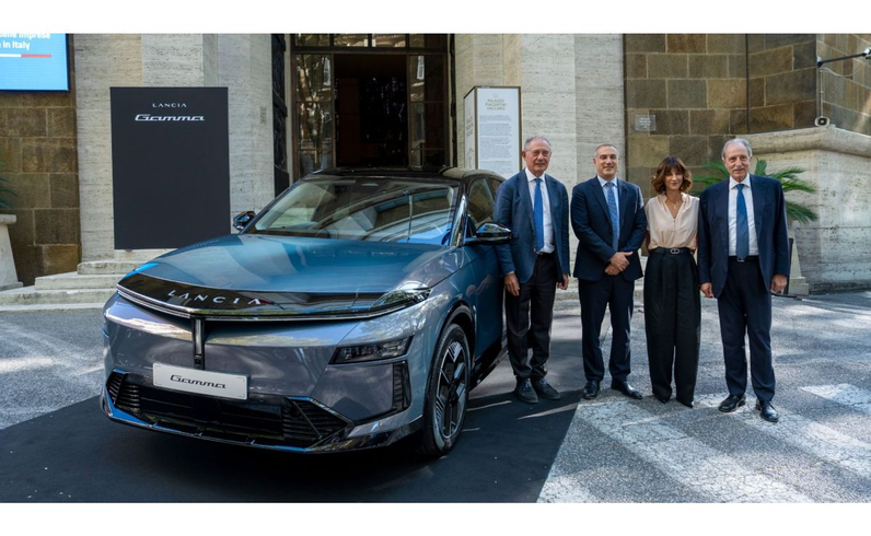 Lancia Gamma เผยรายละเอียด EV วิ่งคาดการณ์ราว 740 กม. รุ่นไฮบริดรวมเกิน 1,000 กม.