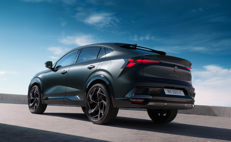 Renault Rafale Hypnotic จำกัด 1,500 คัน PHEV 300 แรงม้า วิ่งไฟฟ้า 105 กม.