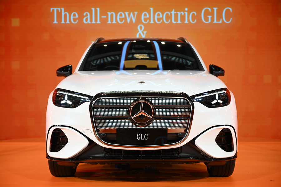 เมอร์เซเดส-เบนซ์ เปิดพรีวิว The all-new electric GLC วางค่าตัวไม่เกิน 3.7 ล้านบาท จัดแสดงครั้งแรกในประเทศไทย 24 – 27 กันยายนนี้ ที่งาน Mercedes-Benz StarFest 2026 