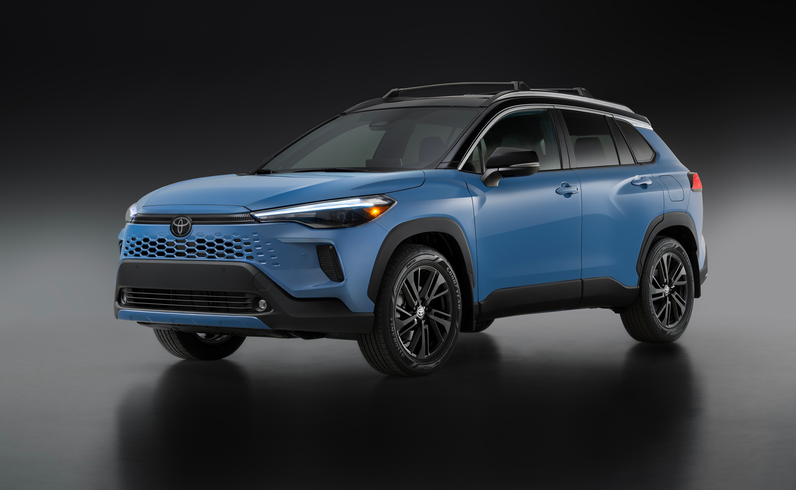 Toyota Corolla Cross 2027 สหรัฐฯ ไฮบริด 196 แรงม้า ประหยัด 42 mpg เริ่ม 31,415 ดอลลาร์