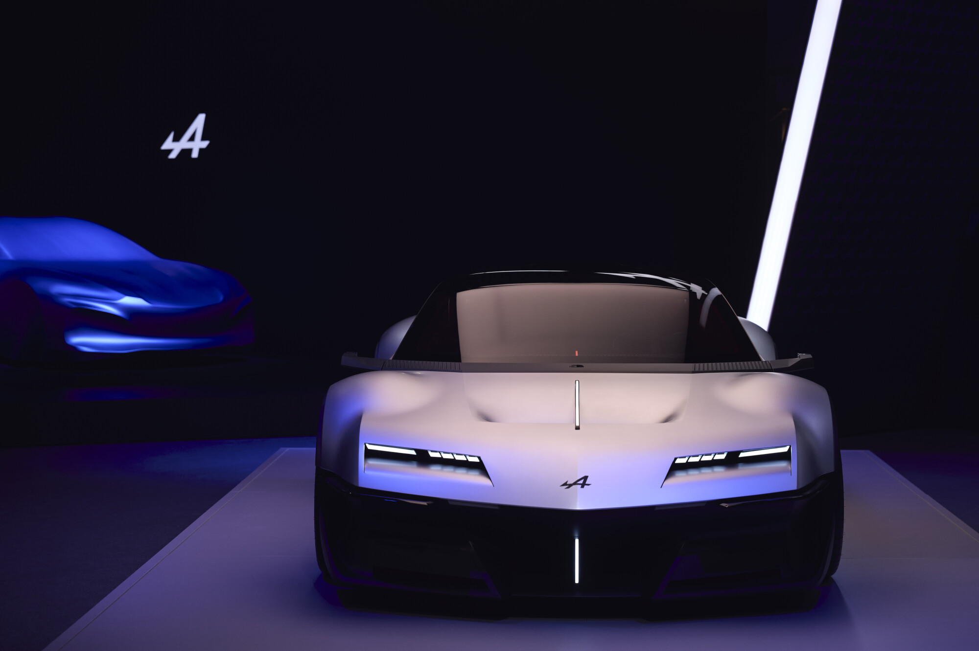 Alpine A310 VISION ต้นแบบยาว 4.55 เมตร ฉลองชื่อ A310 ครบ 55 ปี