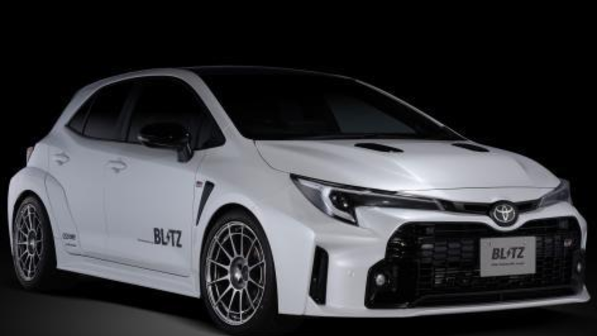 BLITZ B-MCB สำหรับ GR Corolla 2025 หน้า-หลังชิ้นละ 57,200 เยน เริ่มขาย 30 ต.ค.