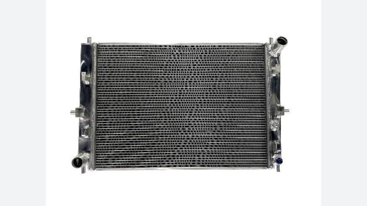 BLITZ หม้อน้ำ Type ZS สำหรับ Mazda Roadster/RF คอร์ 34 มม. รหัส 18876